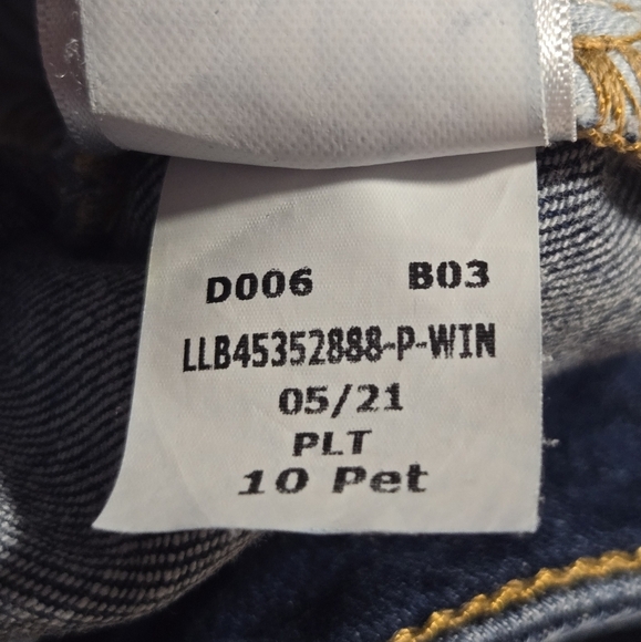 L.L. Bean Petite Women Classic Fit Dark Wash Straight Ankle Denim Jeans Size 10 - Picture 9 of 9